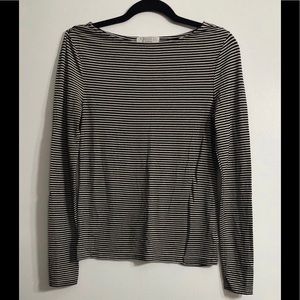 Shirt Forever 21 essential beige stretch long sleeves black stripes. Size medium